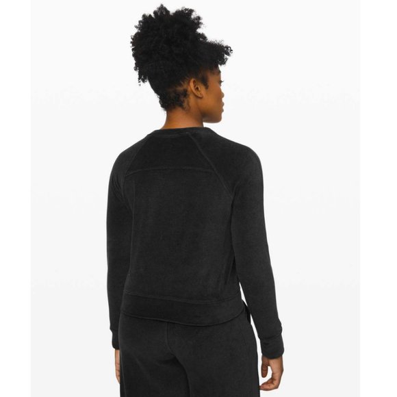 Lululemon Every Moment Crew Heathered Black Velvet Velour Cropped Sweatshirt - Picture 3 of 10